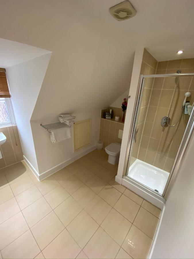 Hotel Turi House à Cantorbéry Extérieur photo